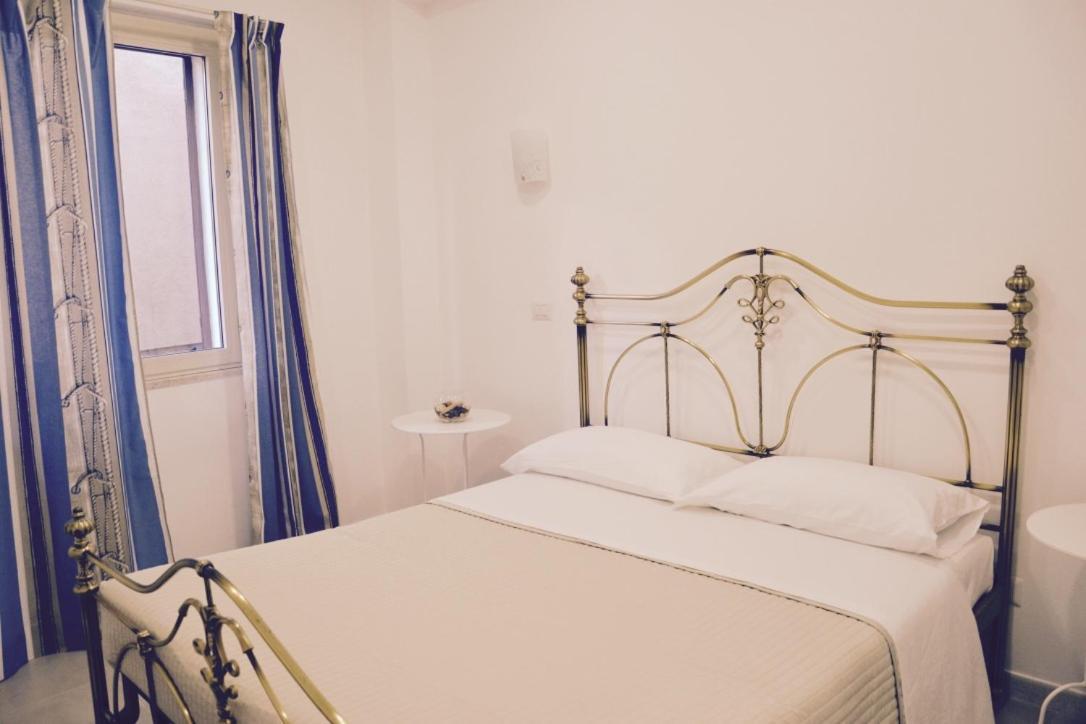 I Tesori Del Mare Bed & Breakfast Letojanni Dış mekan fotoğraf